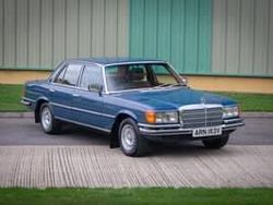 Bleu Utilisé 1980 Mercedes 280 SE Berline | 15 330 €