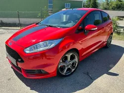 Rouge Utilisé 2016 Ford Fiesta ST Citadine | 15 490 € (Prix assez cher)