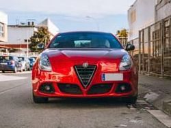 Rouge Utilisé 2015 Alfa Romeo Giulietta Quadrifoglio Verde Berline | 19 999 €