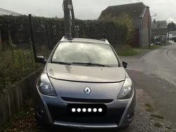 Gris Utilisé 2011 Renault Clio GrandTour Break | 1 000 € (Prix juste)