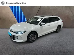 Dore Utilisé 2024 VW Passat Elegance Break | 43 900 €