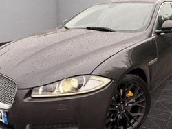 Noir Utilisé 2015 Jaguar XF Berline | 12 999 €