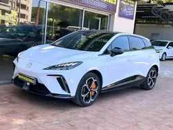 Blanc Utilisé 2023 MG MG4 EV Citadine | 25 000 € (Bon prix)