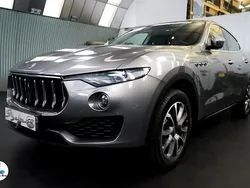 Gris Utilisé 2016 Maserati Levante SUV | 29 900 € (Prix juste)