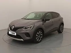 Gris Utilisé 2023 Renault Captur Evolution SUV | 16 399 € (Bon prix)