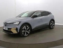 Gris Utilisé 2022 Renault Mégane Iconic Berline | 25 990 € (Prix juste)