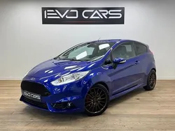 Bleu Utilisé 2015 Ford Fiesta ST Citadine | 15 890 € (Prix cher)