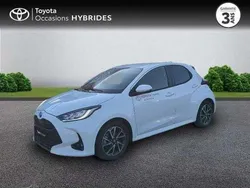 Utilisé 2022 Toyota Yaris Hybrid Design Berline | 19 990 € (Prix juste)