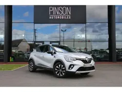 Gris Utilisé 2024 Renault Captur Techno SUV | 18 450 € (Bon prix)