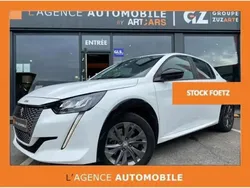 Blanc Utilisé 2023 Peugeot e-208 Active Citadine | 17 500 €