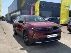 Rouge kosmos mã©tallisã© Utilisé 2022 Opel Mokka Business SUV | 18 989 € (Prix juste)
