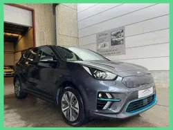 Gris Utilisé 2020 Kia e-Niro 2 SUV | 18 990 € (Prix assez cher)