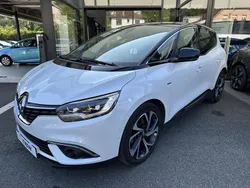 Utilisé 2018 Renault Scénic IV Intens Monospace | 14 990 € (Prix juste)
