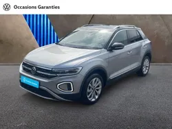 Gris pyrite métallisée/toit noir Utilisé 2022 VW T-Roc Style SUV | 26 690 € (Prix juste)