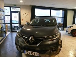 Gris f Utilisé 2016 Renault Kadjar Intens SUV | 17 500 € (Prix cher)