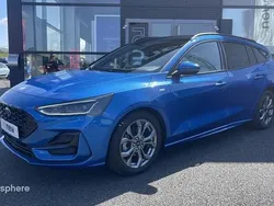 Bleu Utilisé 2023 Ford Focus ST-Line Break | 25 299 € (Prix juste)