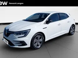 Blanc Utilisé 2024 Renault Mégane IV Evolution Berline | 21 990 € (Prix juste)
