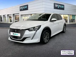Blanc Utilisé 2021 Peugeot e-208 Allure Citadine | 13 990 € (Prix juste)