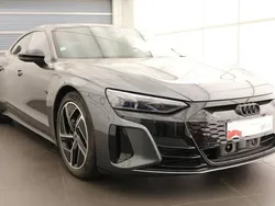 Gris daytona nacré Utilisé 2022 Audi e-tron GT quattro Sport Berline | 68 590 € (Prix juste)