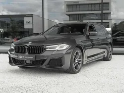 Gris Utilisé 2021 BMW 530 M Sport Break | 33 900 € (Super prix)