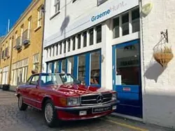 Rouge Utilisé 1987 Mercedes SL300 Cabriolet | 39 924 €