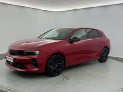 Rouge Utilisé 2023 Opel Astra Berline | 26 690 € (Prix juste)