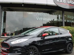 Utilisé 2015 Ford Fiesta S Citadine | 9 480 € (Prix assez cher)