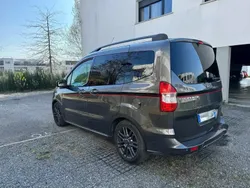 Gris Utilisé 2019 Ford Tourneo Courier S Monospace | 13 590 € (Prix juste)