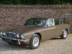 Marron Utilisé 1975 Jaguar XJ6 Berline | 36 500 €