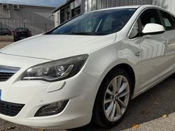 Utilisé 2011 Opel Astra Sport Berline | 7 999 €