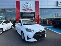 Utilisé 2022 Toyota Yaris Hybrid Berline | 18 990 € (Prix juste)