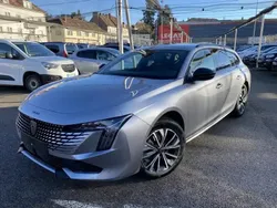 Gris Nouvelle 2024 Peugeot 508 Allure Break | 31 890 € (Prix juste)
