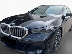 Utilisé 2024 BMW 540 Comfort Edition Break | 83 900 € (Prix cher)