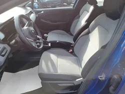 Bleu Utilisé 2024 Renault Clio V Evolution Citadine | 16 990 € (Prix juste)