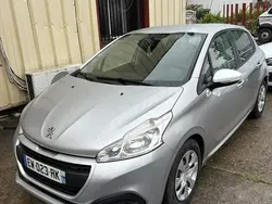 Utilisé 2018 Peugeot 208 Citadine | 4 700 € (Super prix)