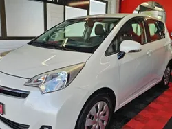 Utilisé 2013 Toyota Verso-S Monospace | 5 990 €