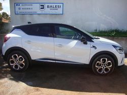 Blanc Utilisé 2023 Renault Captur Techno SUV | 22 000 € (Prix cher)