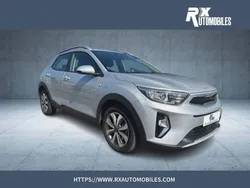 Gris Utilisé 2022 Kia Stonic Active SUV | 16 190 € (Prix juste)