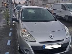 Utilisé 2011 Renault Clio II Authentique Berline | 5 300 € (Prix juste)