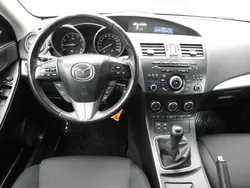 Utilisé 2013 Mazda 3 Berline | 9 900 € (Prix juste)