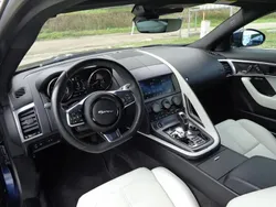 Utilisé 2020 Jaguar F-Type Coupé | 46 800 € (Prix juste)