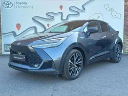 Utilisé 2024 Toyota C-HR SUV | 30 880 € (Prix juste)