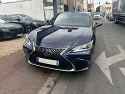 Bleu Utilisé 2021 Lexus ES300 Berline | 27 900 €
