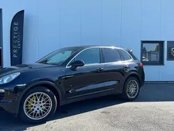 Noir Utilisé 2012 Porsche Cayenne SUV | 22 990 € (Prix juste)