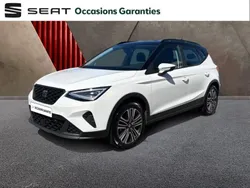 Blanc candy/toit noir minuit Utilisé 2023 Seat Arona Copa SUV | 16 900 € (Prix juste)