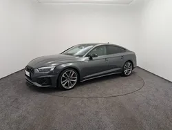 Gris daytona nacré Utilisé 2024 Audi A5 Sportback Competition | 51 890 € (Prix cher)