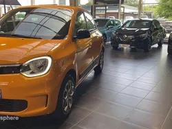 Jaune Utilisé 2023 Renault Twingo Equilibre Citadine | 13 599 € (Prix juste)