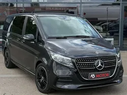 Noir Utilisé 2024 Mercedes V220 AMG Monospace | 74 990 €