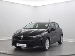 Noir Utilisé 2024 Renault Clio V Evolution Berline | 16 299 € (Prix juste)
