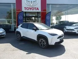 Blanc Utilisé 2022 Toyota Yaris Cross SUV | 23 990 € (Prix juste)